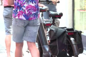Nuova Ztl di Como, dalle bici “a mano” alla stretta sulle consegne: il sindaco Rapinese risponde alle polemiche