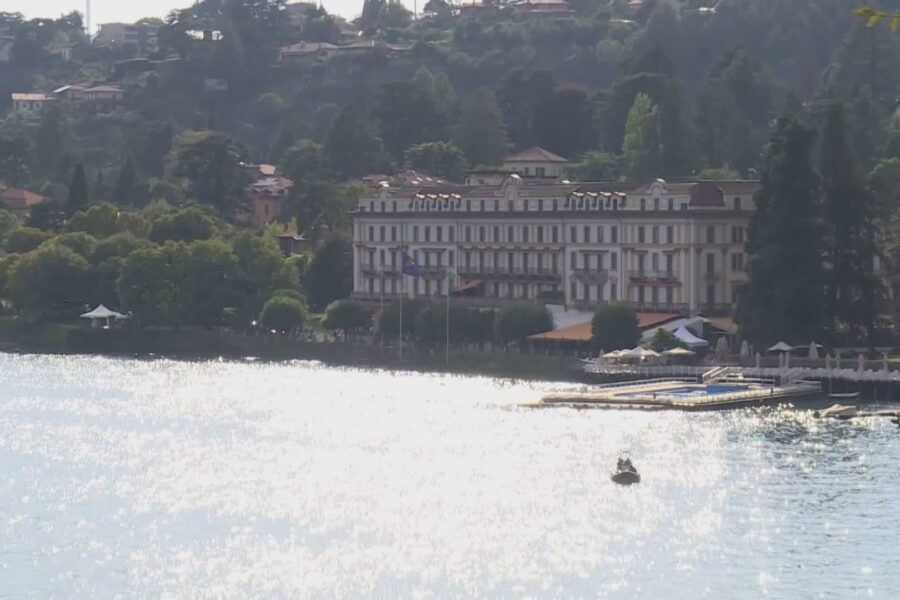 15536 Forum Ambrosetti Cernobbio blindata. La chiusura con le Frecce Tricolori 1788519281