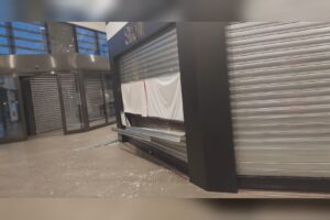 Furto nella notte al Bennet di Cassina Rizzardi. Banditi svaligiano la gioielleria