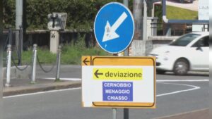 Lavori sul lungolago e caos traffico, il Comune apre le preferenziali e consente il passaggio in Ztl