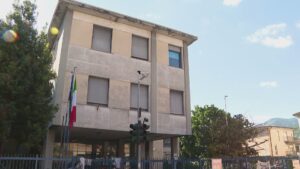 La scuola di Ponte Chiasso chiusa, il Pd: “Una ferita aperta. L’assessore Roperto si dimetta”