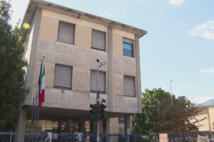 La scuola di Ponte Chiasso chiusa, il Pd: “Una ferita aperta. L’assessore Roperto si dimetta”