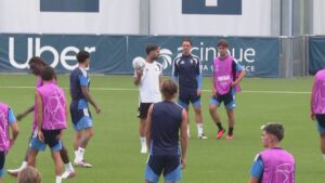 Il Como è pronto per entrare nella storia, domani la prima notte di Champions