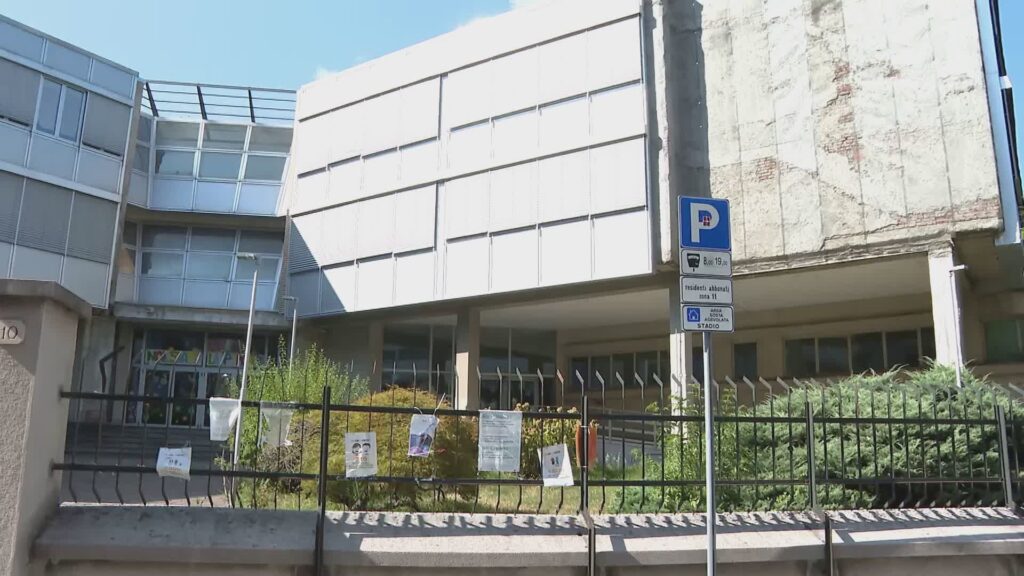 Scuola Corridoni, i possibili scenari. Lunedì in via Sinigaglia il sottosegretario Frassinetti