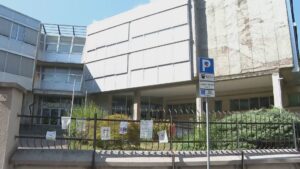 Scuola Corridoni, i possibili scenari. Lunedì in via Sinigaglia il sottosegretario Frassinetti