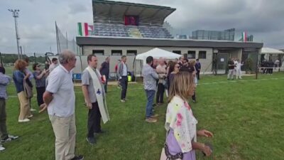 Veniano, tribuna e spogliatoi nuovi al centro sportivo. Oggi il taglio del nastro