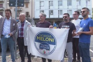Fratelli d’Italia torna nei quartieri di Como. Nardone: “I residenti delle periferie non sono di Serie B”