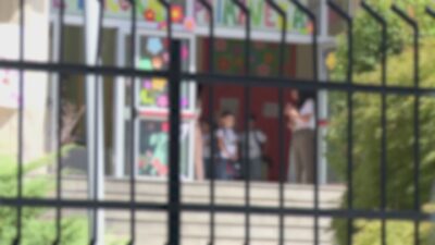 Primo giorno, le famiglie tra incertezze e auspici: “Speriamo di poter fare qui tutto l’anno”