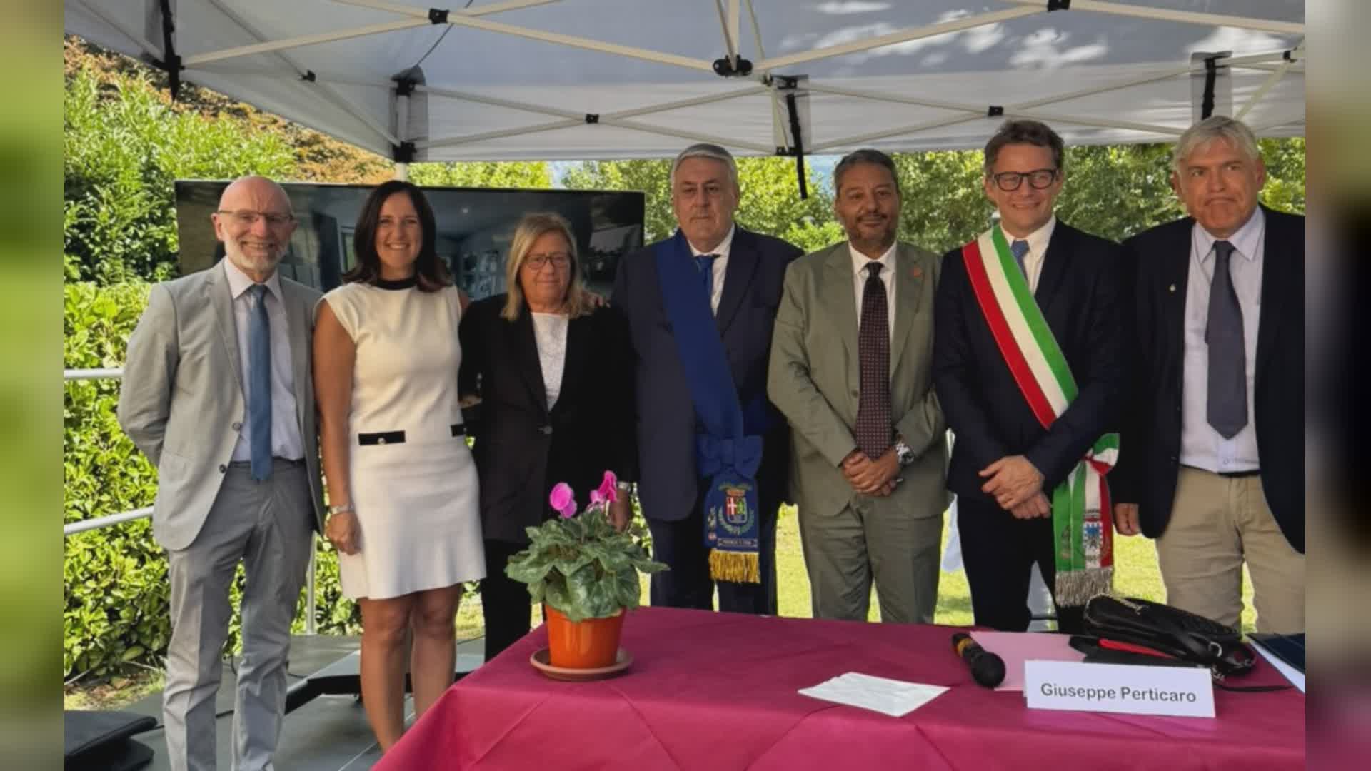 Il sottosegretario Frassinetti inaugura la scuola a Menaggio. Dotti: “Governo attento ai nostri giovani e ai territori”