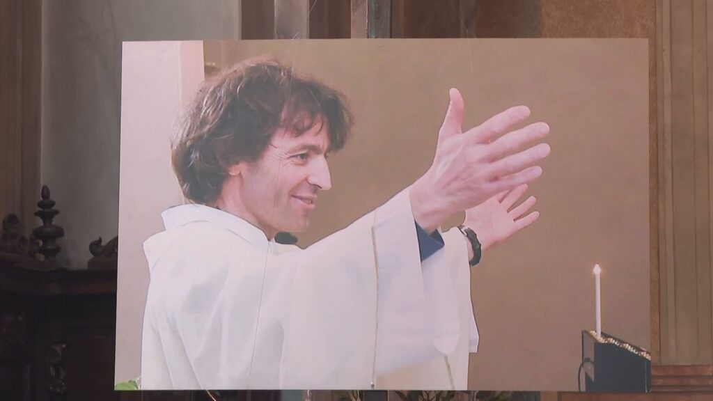 Preghiera e condivisione nel segno di don Roberto. Sei anni fa a Como l’omicidio del sacerdote