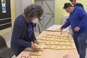 Riforma elettorale: la maggioranza esulta, opposizioni contro. Le reazioni dei parlamentari comaschi