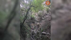 Civenna, donna dispersa, ricerche in corso anche con droni ed elicottero
