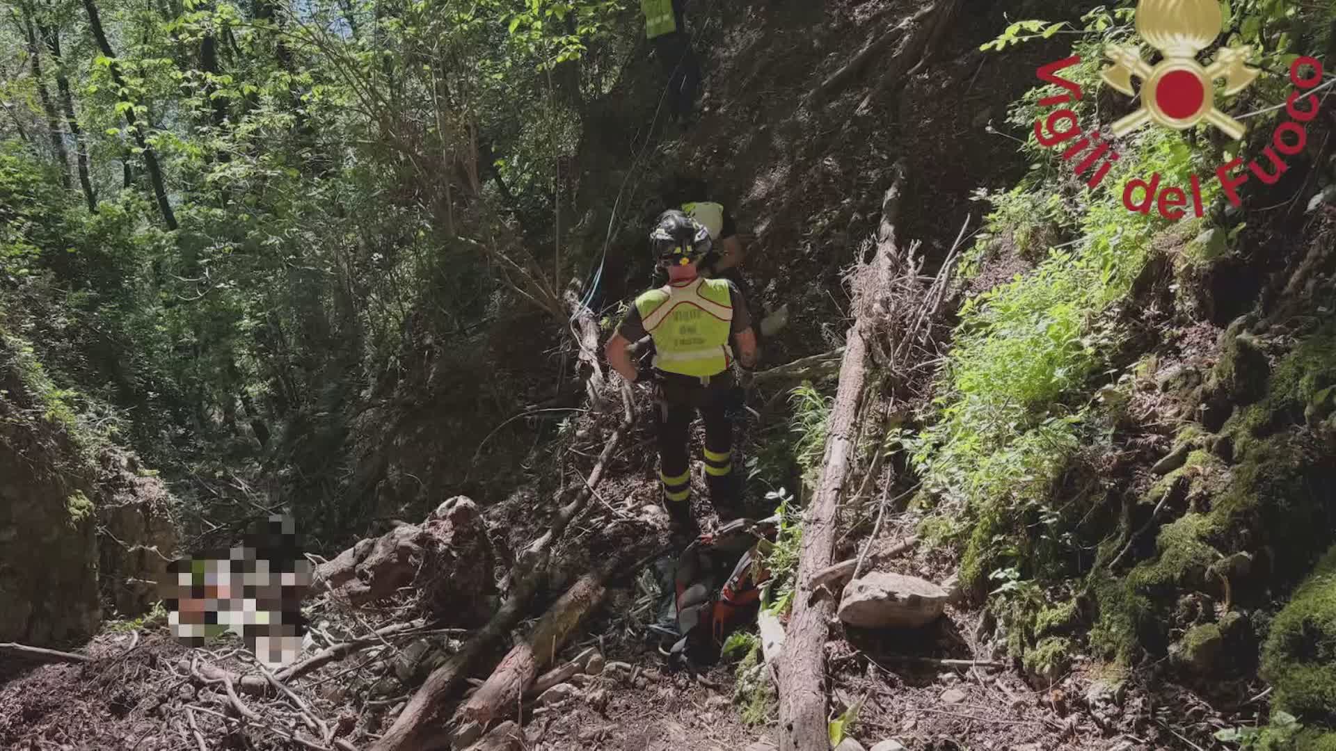 Dispersa da sabato, trovata senza vita la 62enne. Era uscita per una passeggiata in zona Civenna