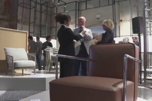 Festival del Legno di Cantù, la storia di Antonio Citterio in una mostra che unisce le generazioni