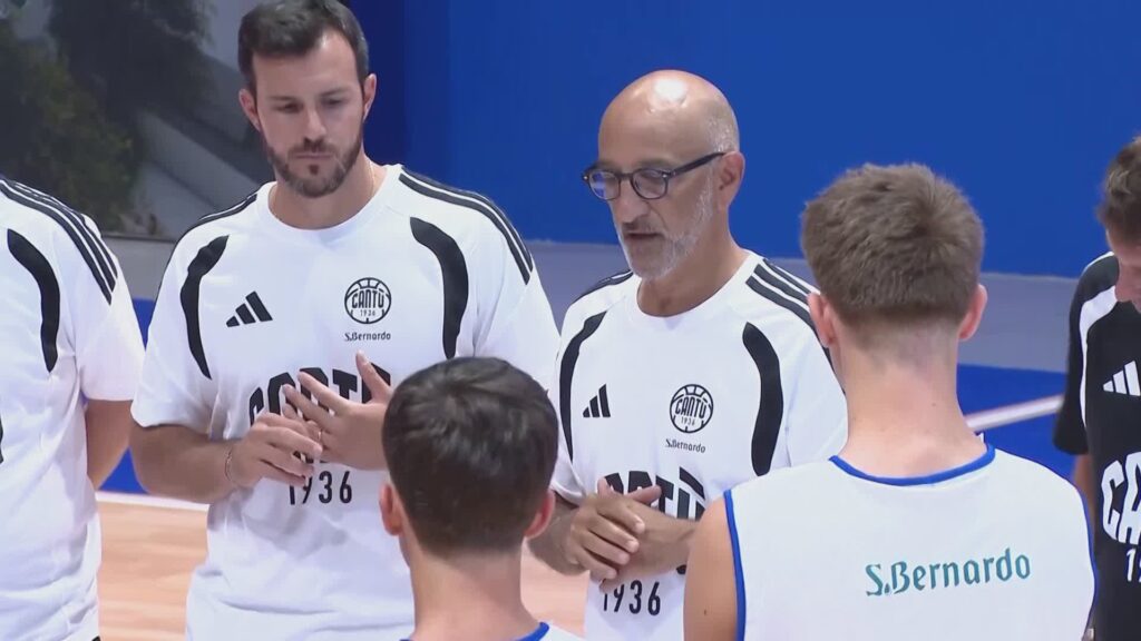 Cantù apre la stagione a Venezia. Zero vittorie in preseason, Vitucci cerca subito la sterzata