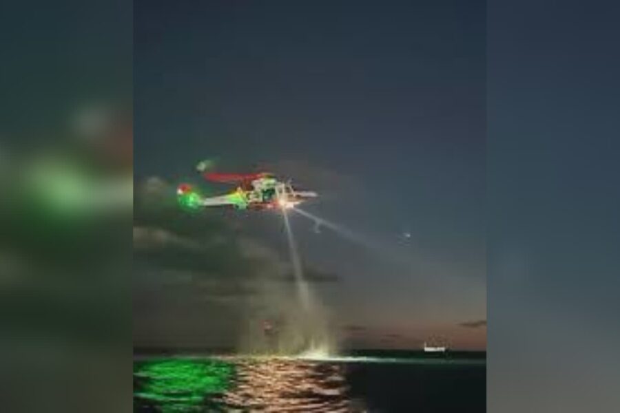 16751 Surfista di 67 anni salvato in Altolago. Disperso a Domaso recuperato da un turista a Gera Lario 1790414104