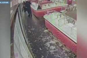 Rapina in gioielleria a Como, altri due arresti