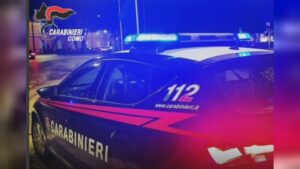 Albavilla, spacciatori scappano all’arrivo dei carabinieri. Sequestrati oltre 100 grammi di droga