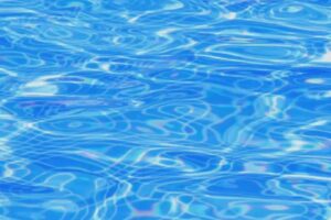 Erba, donna di 64 anni morta nella piscina di casa