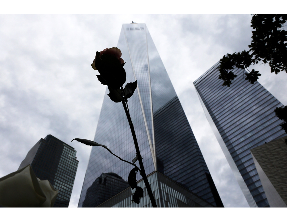 25 anni fa l’impatto sulla prima Torre, l’America si ferma