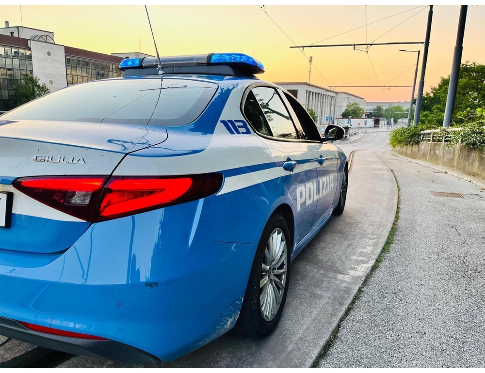 Accoltellato davanti alla mensa dei poveri, un arresto a Padova