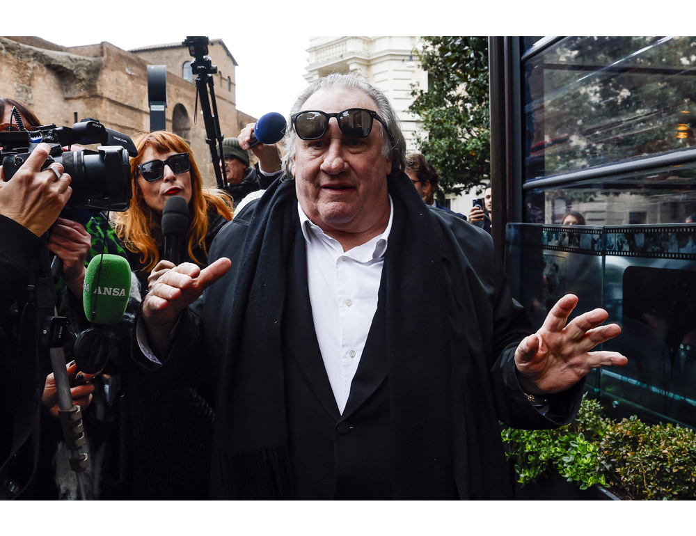 Accuse di stupro in Francia, Depardieu contesta in appello il suo rinvio a giudizio