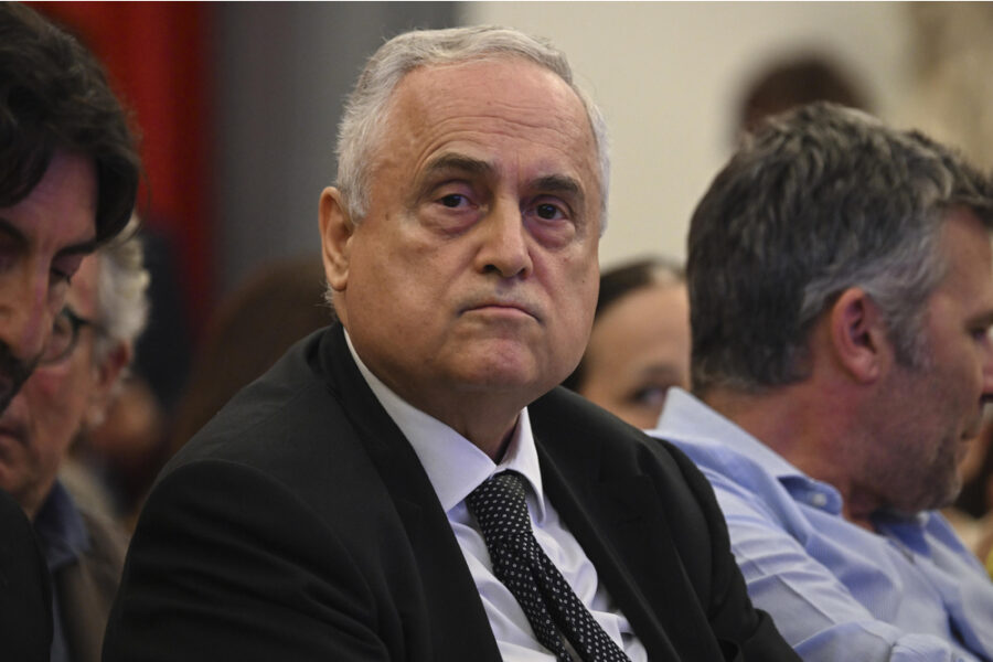 Operazioni su quote della Lazio. Coinvolto anche Bisignani