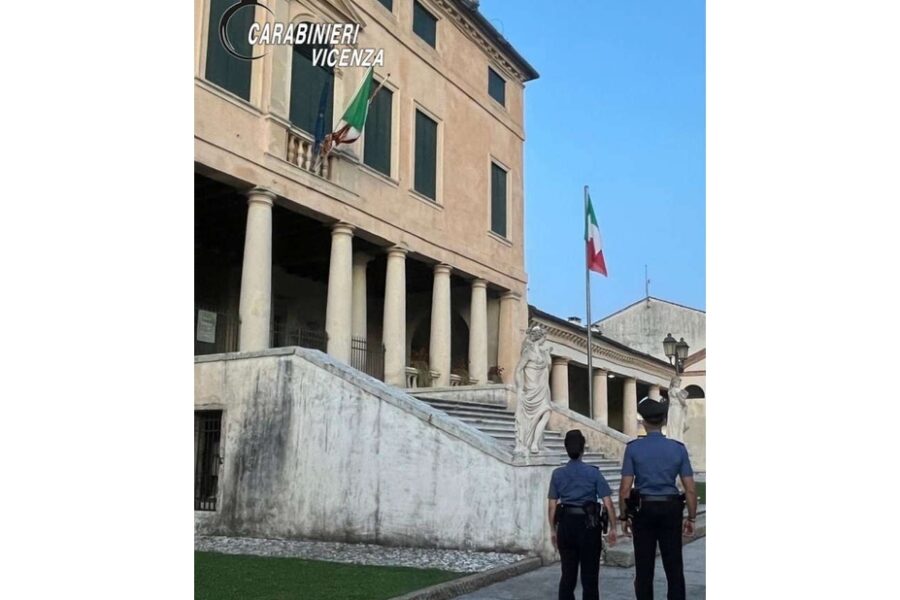 La vittima portata in ospedale e dimessa con una prognosi di due giorni