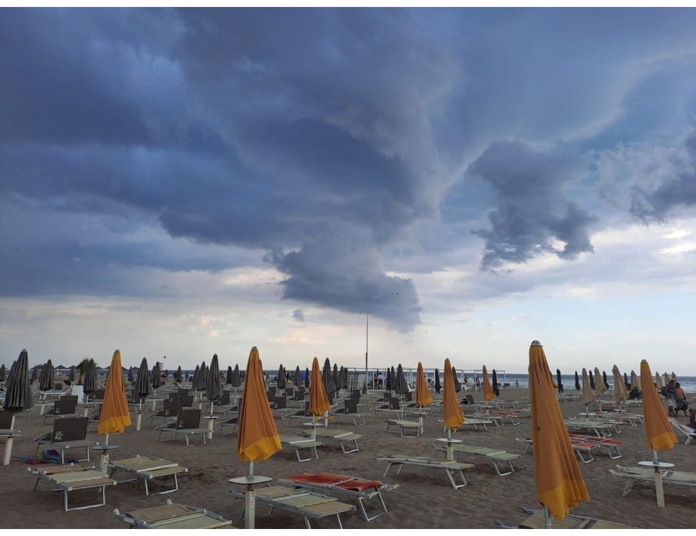 Albergatori di Rimini in rivolta contro i maxi stabilimenti balneari