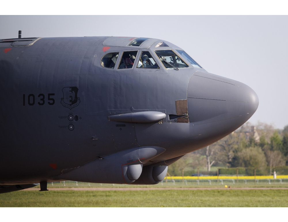 Allarme esplosivi vicino a base Raf, 5 le persone arrestate