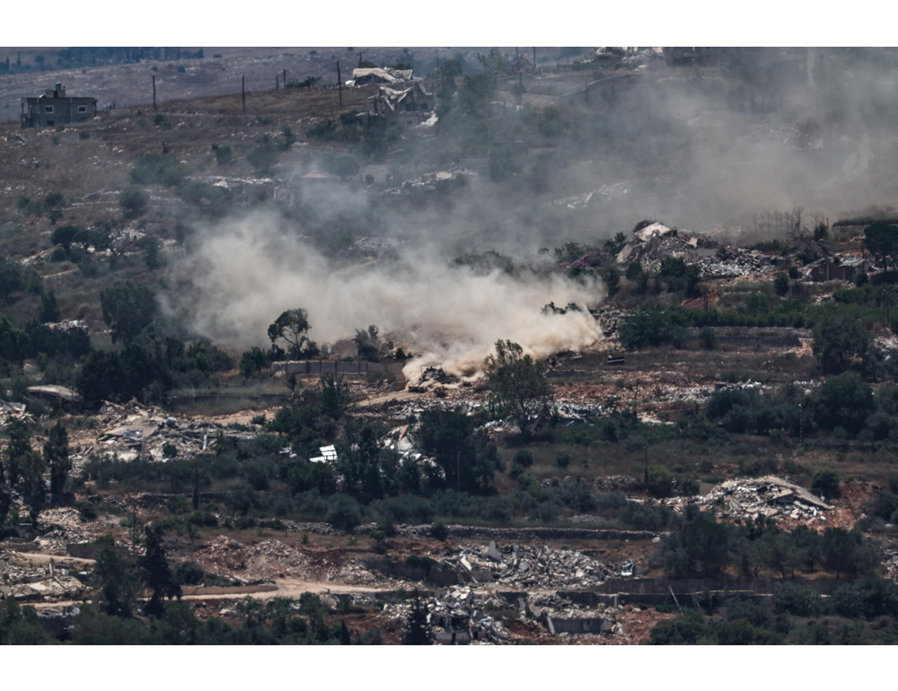 Beirut, ‘almeno 4 morti con 2 donne nei raid israeliani nel sud del Libano’