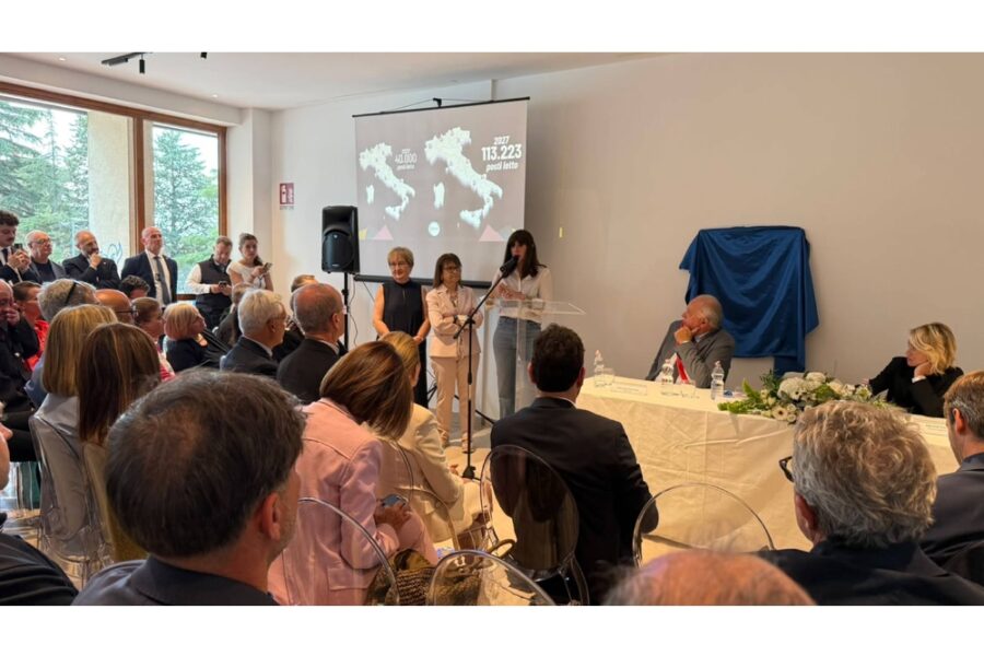 La ministra a Urbino sul piano housing