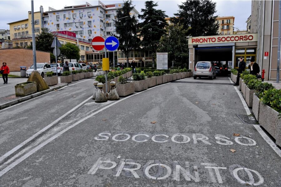 Per scoprire i maltrattamenti un registratore applicato sui vestiti del bimbo
