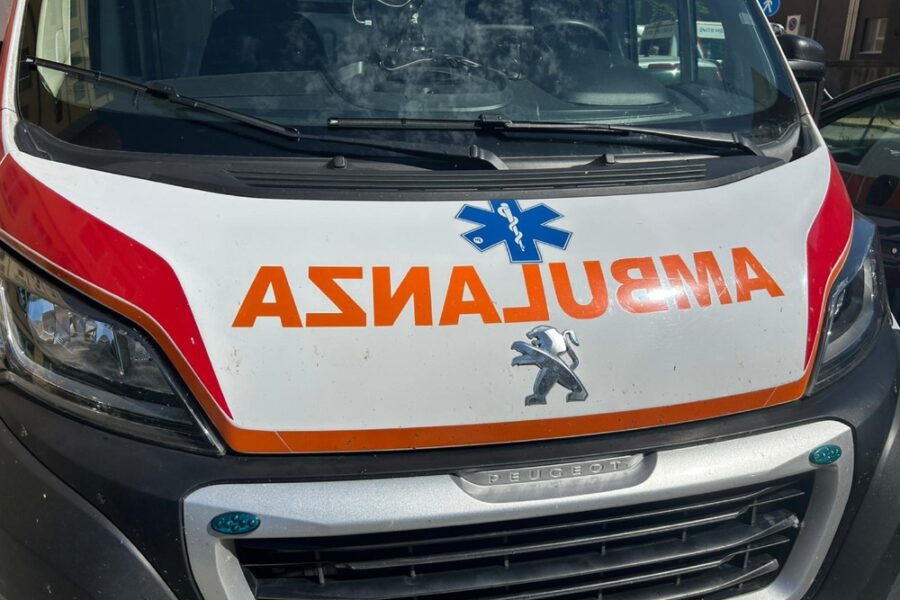 L'incidente a Polla: il piccolo è stato trasferito nell'ospedale pediatrico di Napoli
