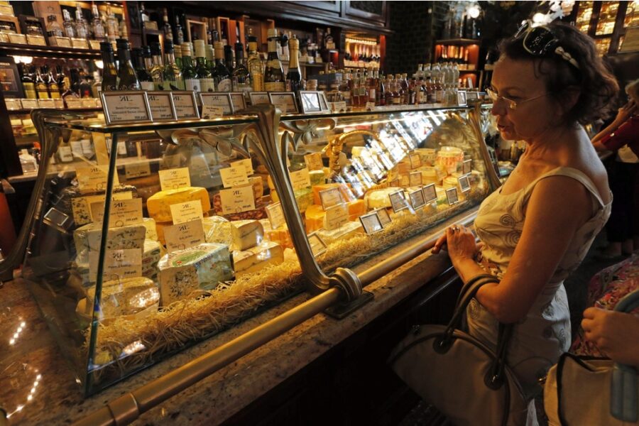 'Distriminati i nostri prodotti'. Impennata della guerra commerciale tra i due Paesi