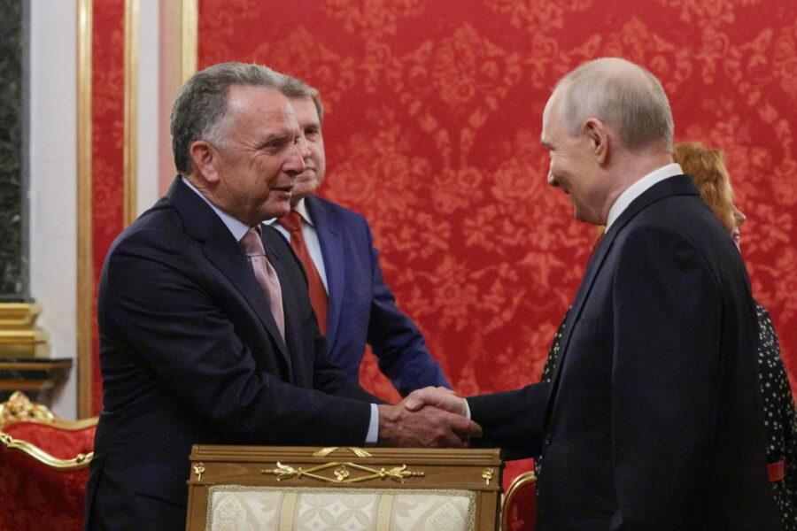 All'incontro hanno partecipato da parte russa anche i consiglieri Ushakov e Dmitriev