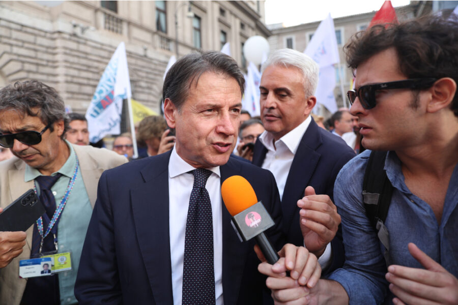 Adesso è meglio che la premier vada a casa