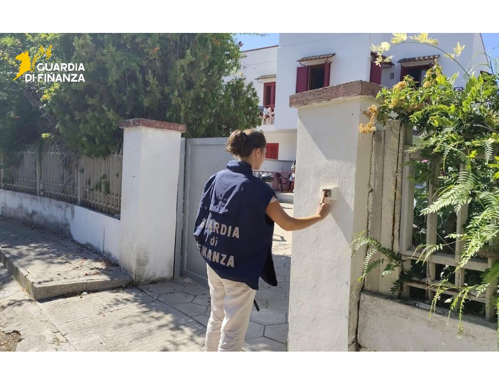 Controlli su b&b e camere dopo la poltrona affittata come letto alla Mostra del Cinema