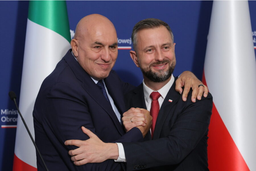 Il titolare della Difesa ha incontrato il ministro della Lituania