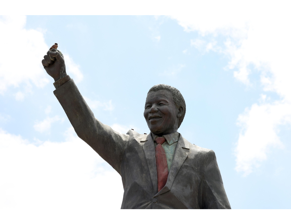 Dal Sudafrica nuovo ricorso contro la vendita negli Usa di cimeli di Mandela