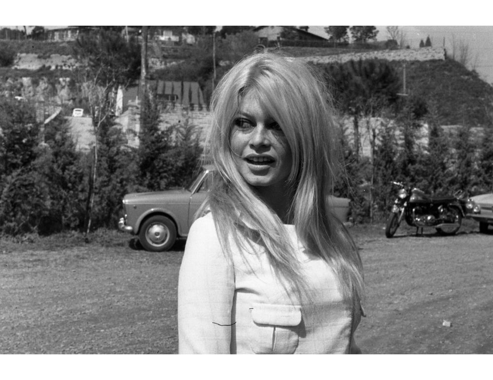Dalle ballerine ai diamanti, all’asta gli oggetti personali di Brigitte Bardot