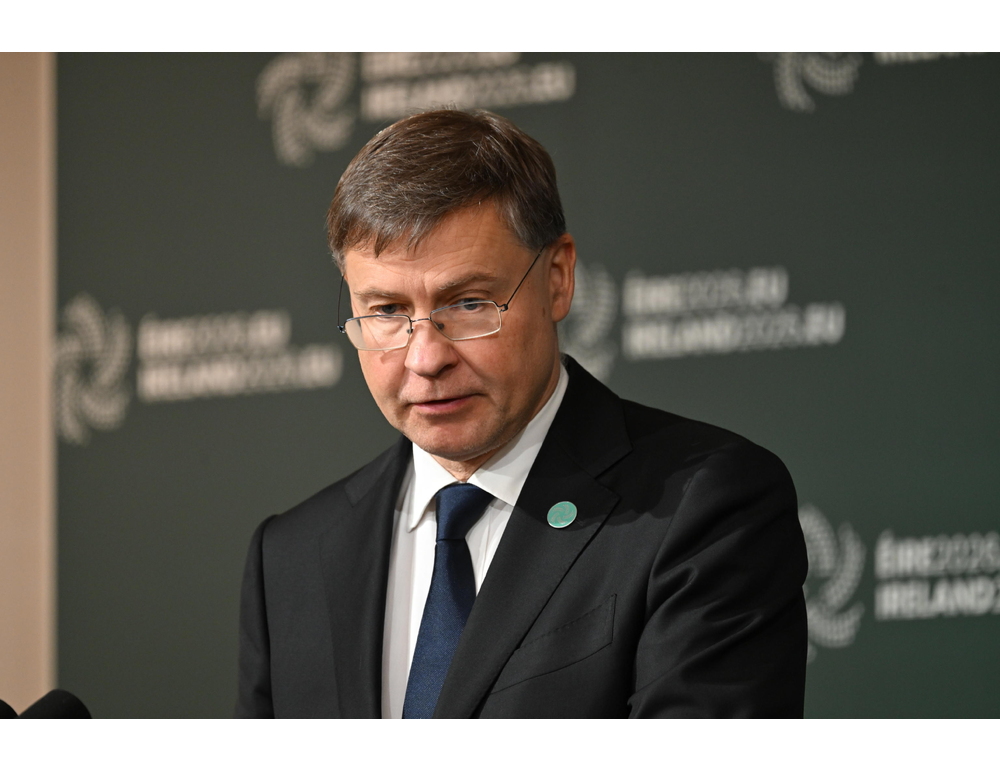 Dombrovskis, ‘sugli asset russi aperti a diverse opzioni’
