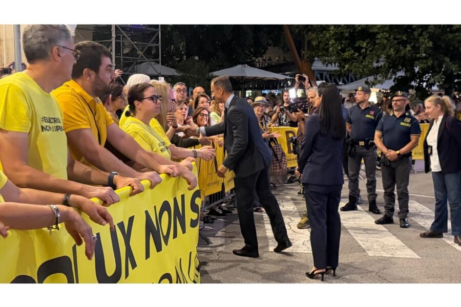 Al termine della cerimonia conclusiva della rassegna culturale