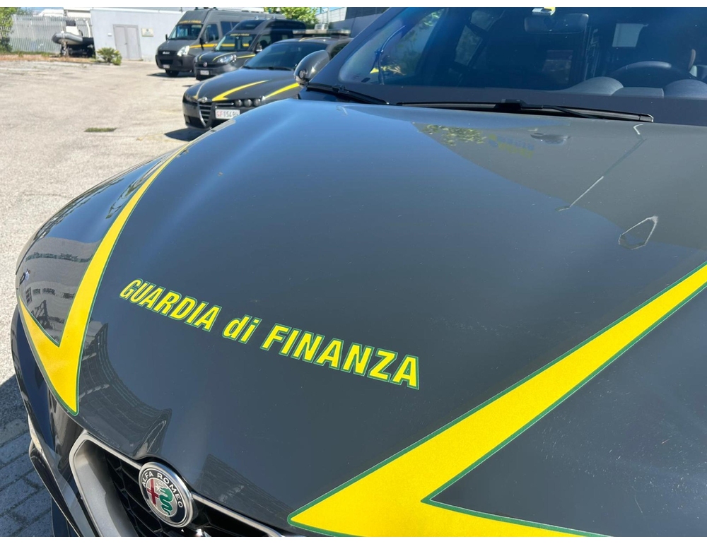 Fondi del Cus Napoli trasferiti in Germania, sequestro beni da 7 milioni