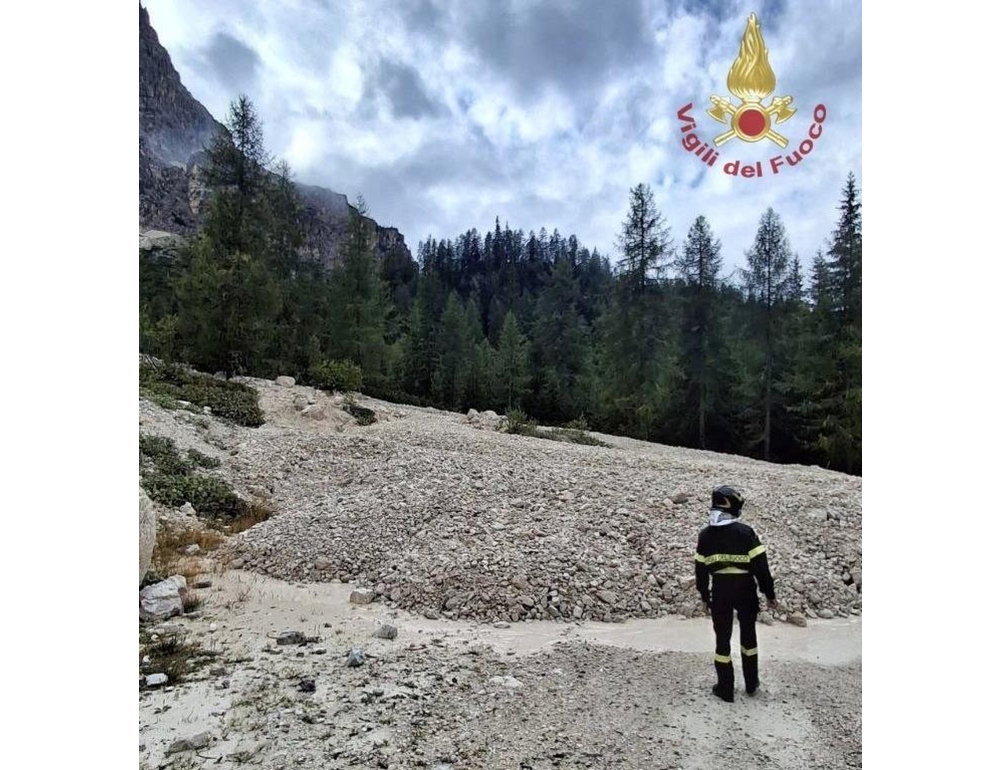 Frana a Passo Staulanza sulle Dolomiti