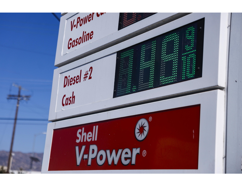 Ft, colloqui tra Trump e consiglieri per valutare uno stop all’export di gasolio