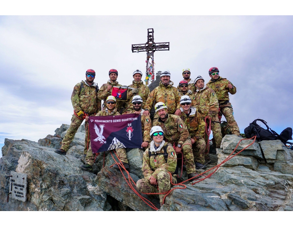 Guastatori alpini ‘Taurinense’ in vetta al Monviso, concluso addestramento