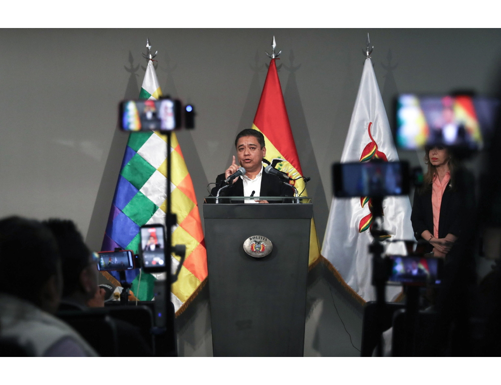 Il governo della Bolivia valuta lo stato d’assedio dopo i blocchi e 4 omicidi