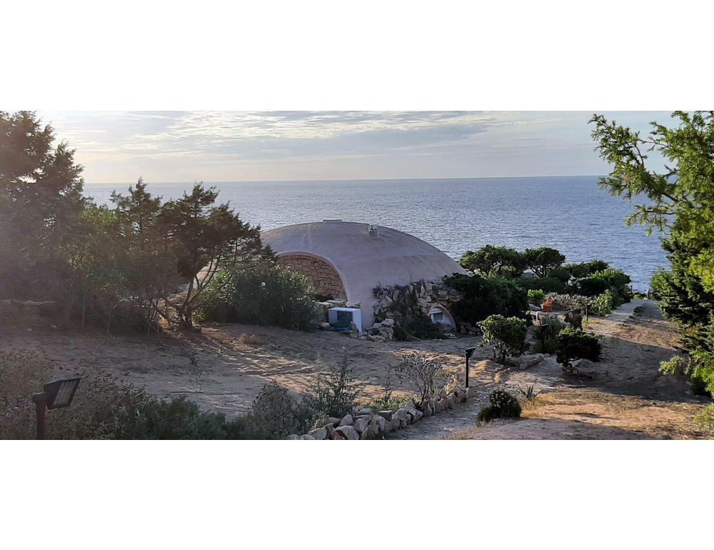 In vendita in Sardegna la Cupola di Bini, gemella di villa Antonioni