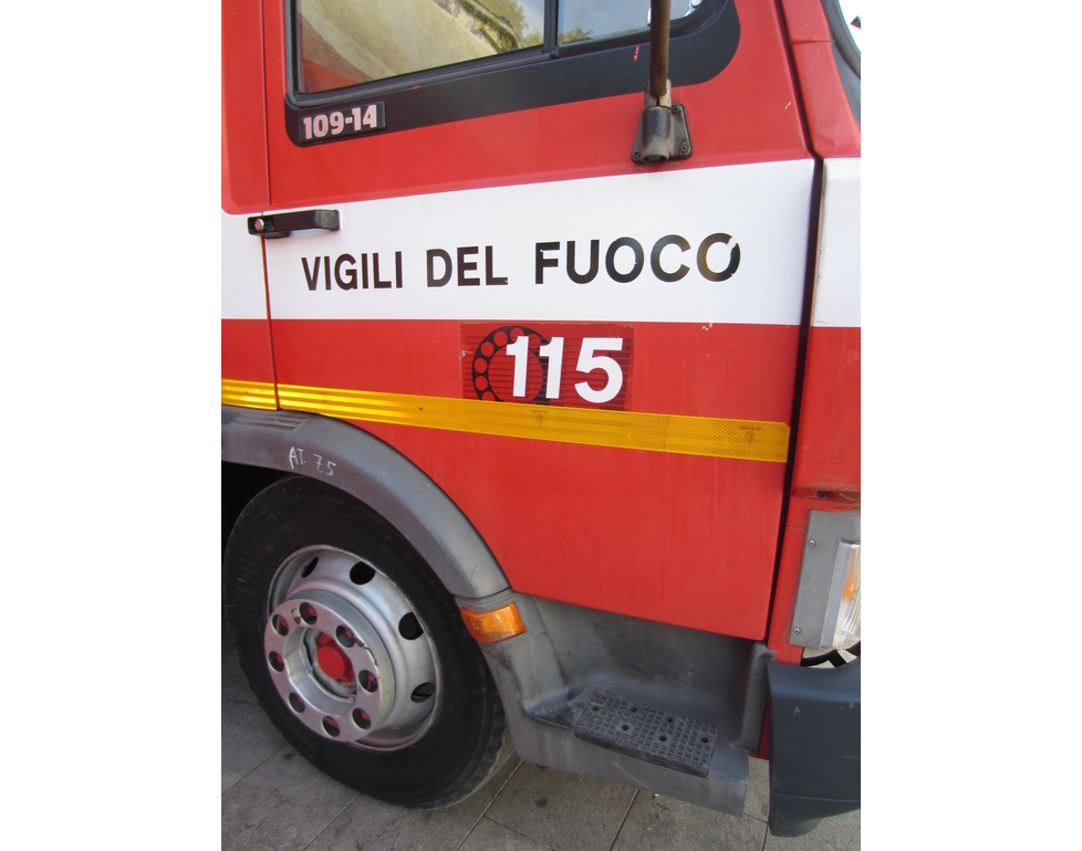 Incendio in un immobile a Palermo, trovato corpo di un 47enne